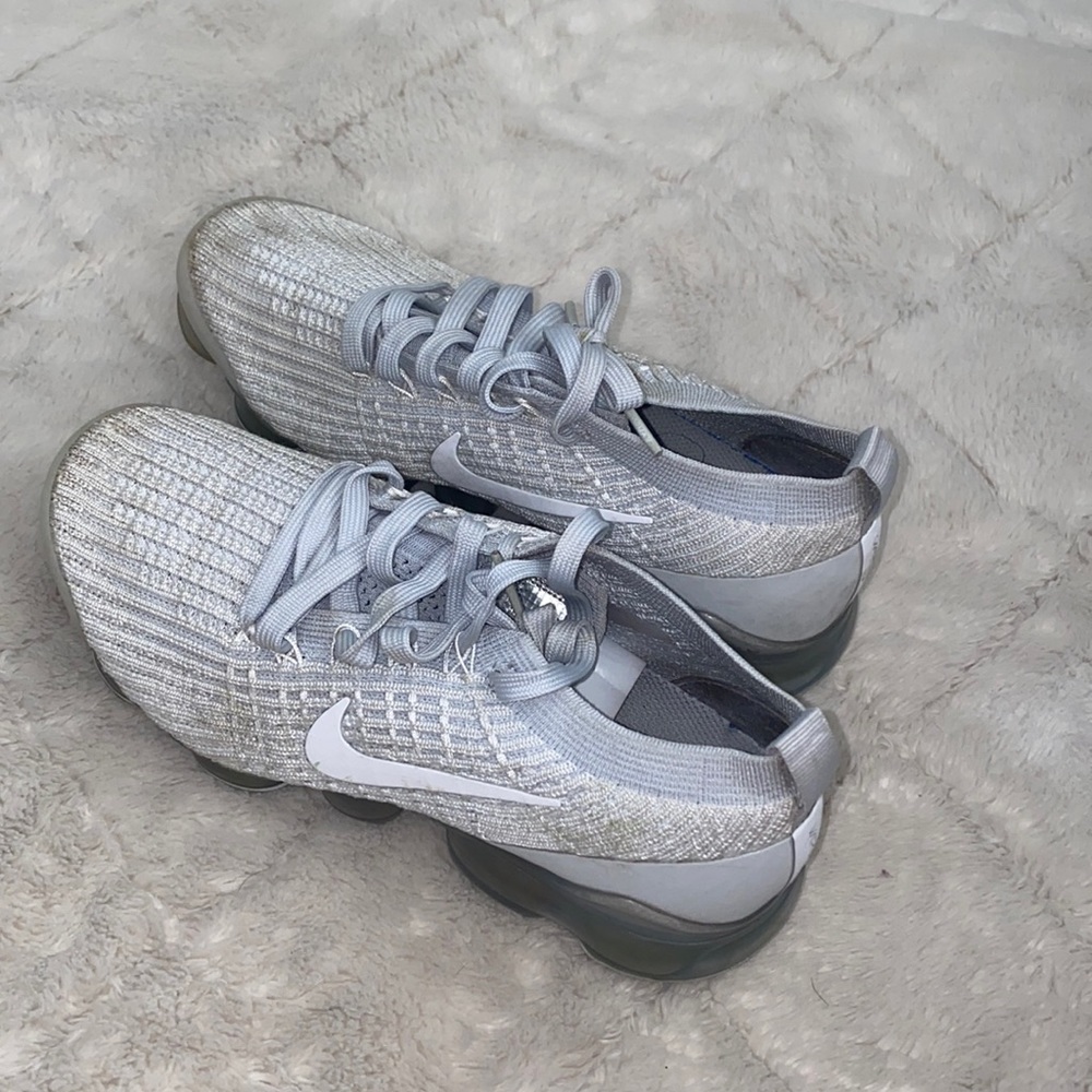 Size 7.5 Nike Vapormax